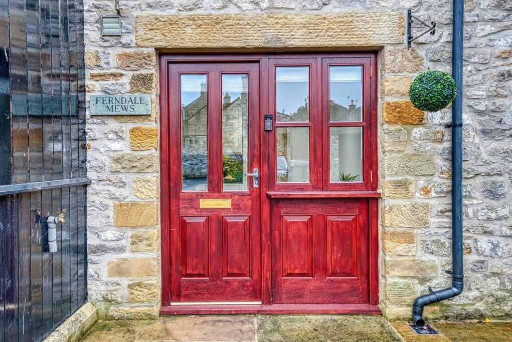 Delightful Two-Bedroom Cottage In The Heart Of Bakewell Bagian luar foto